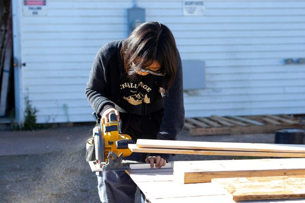 Wie integriert de-haus-haus smarte Technologien in seine Bauprojekte?